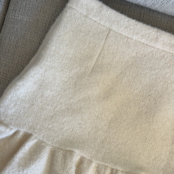 Sandro Safi Ruffled Hem Mini Skirt in Alpaca wool blend - Picture 4 of 8